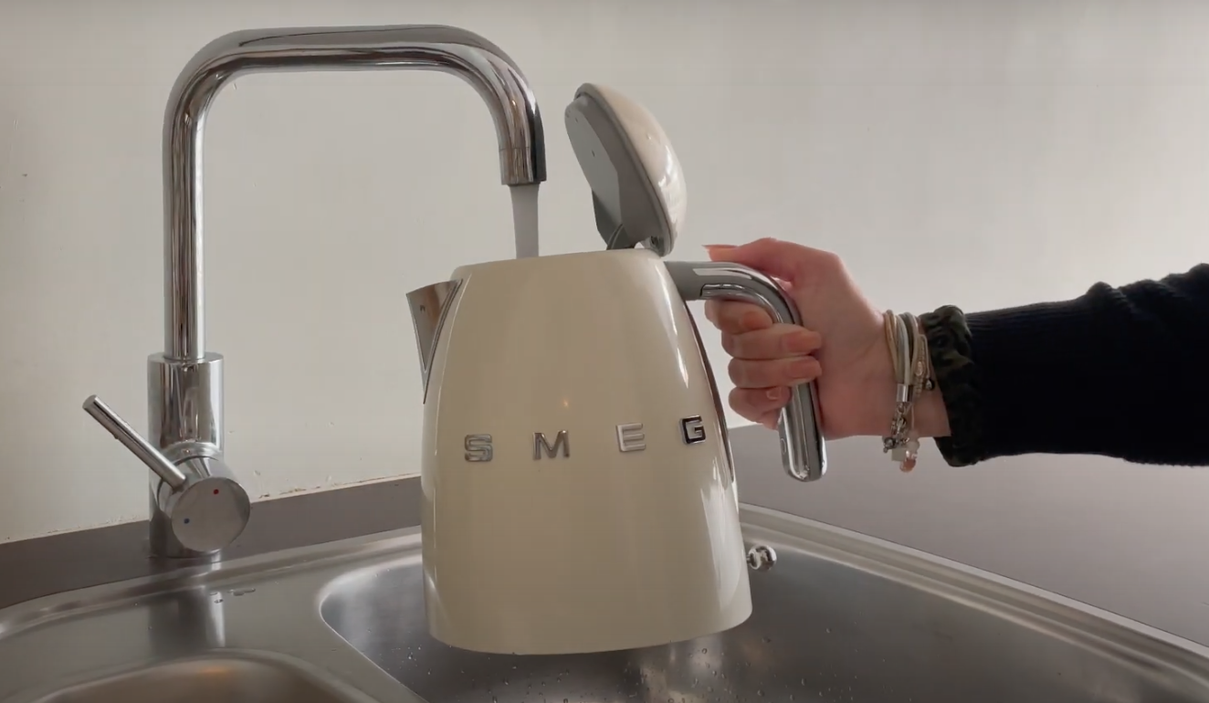 Waterkoker ontkalken stap 1