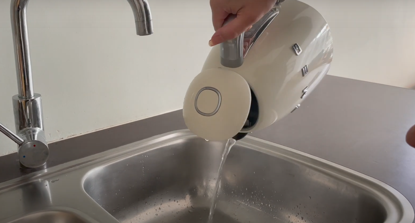 waterkoker ontkalken stap 5